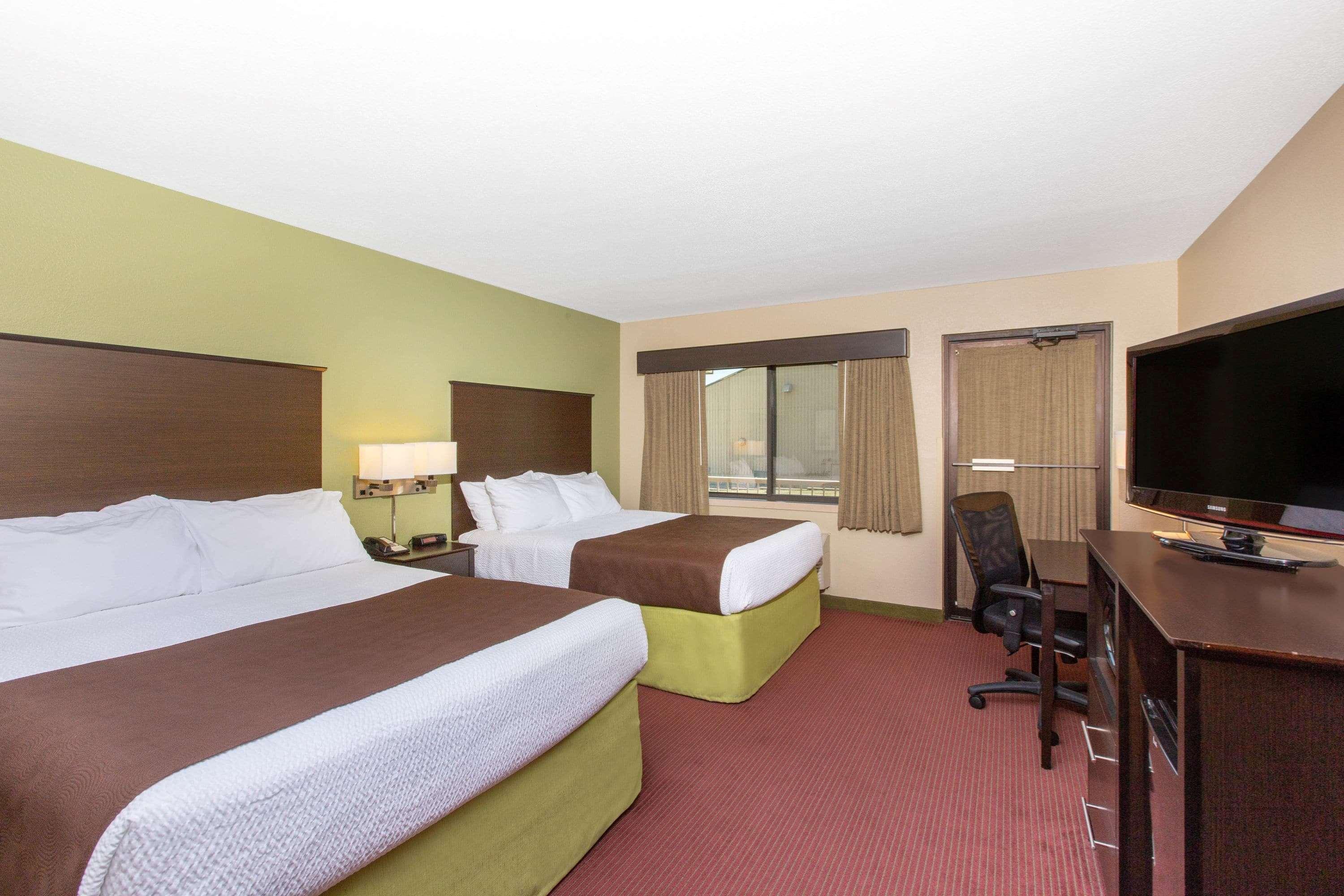 Americinn By Wyndham Okoboji Exterior foto