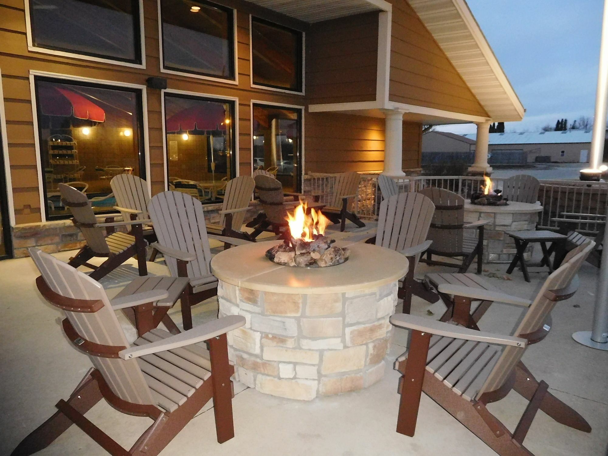 Americinn By Wyndham Okoboji Exterior foto